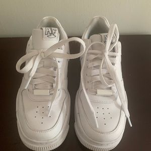 Nike Air Force 1 Pixel women’s size 5.5